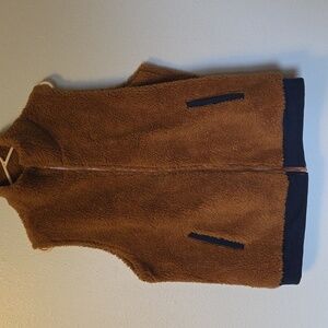 Brown Sherpa Fleece Vest With Navy Accents. Size 2x.